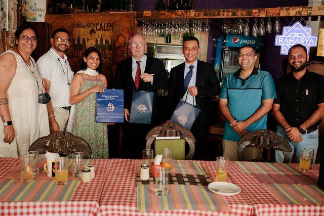 Ambassador Gudni Bragason & Trade Rep. Rahul Chongtham with CEO of Bliss Water and her team in Goa - mynd